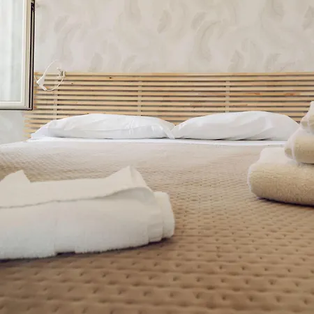 Peaceful Piccinni - -