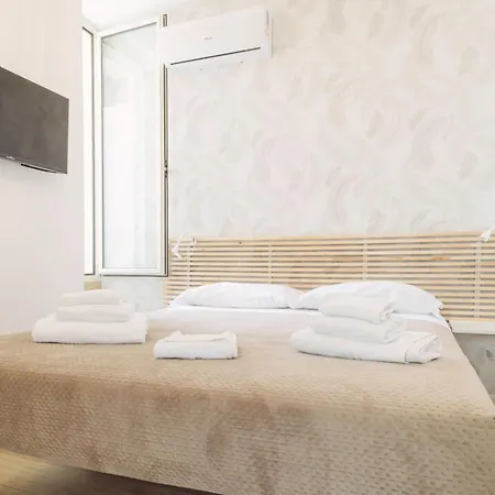 Peaceful Piccinni - - Apartament