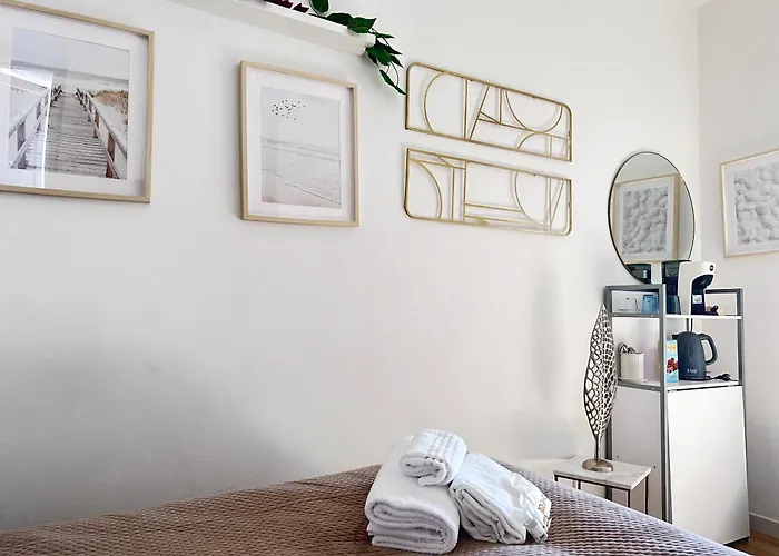 Peaceful Piccinni - - *